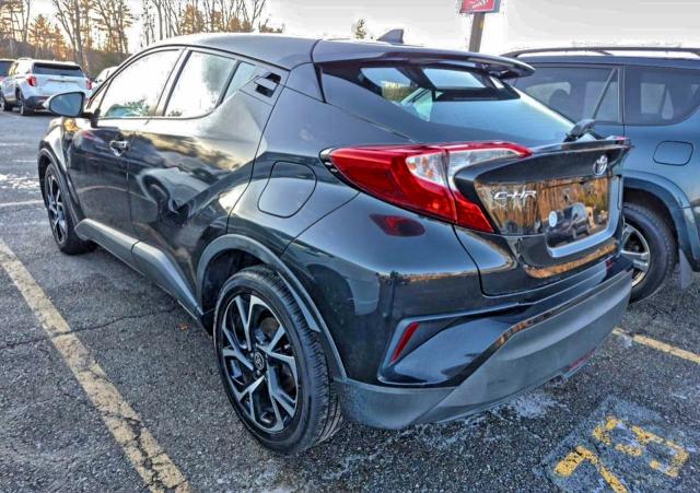 Фото 3 - TOYOTA C-HR