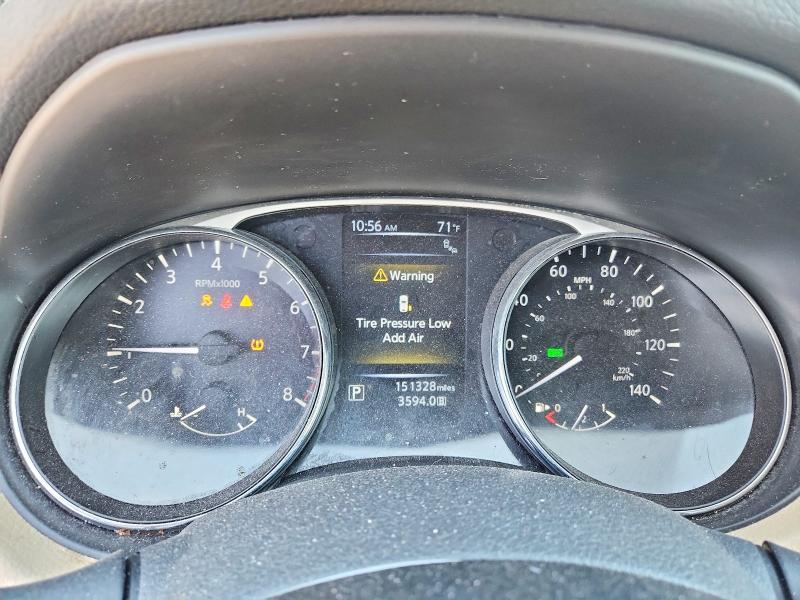 Фото 9 - NISSAN ROGUE