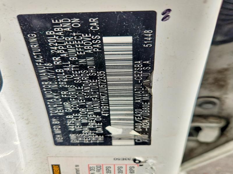 Фото 12 - TOYOTA CAMRY