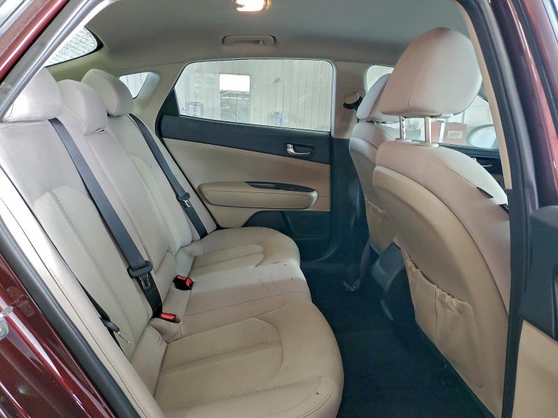 Фото 10 - KIA OPTIMA