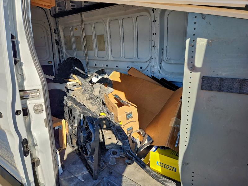 Фото 10 - FORD TRANSIT