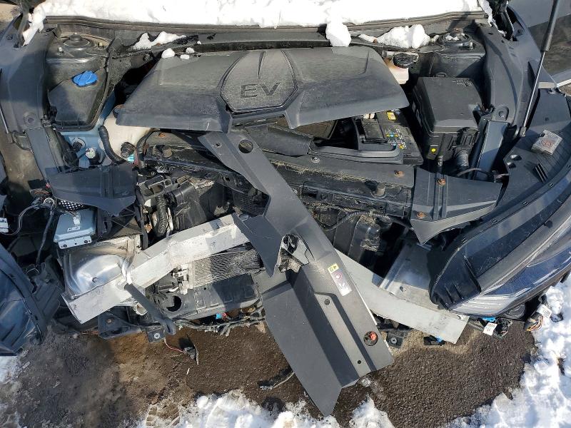 Фото 11 - KIA EV6 LIGHT