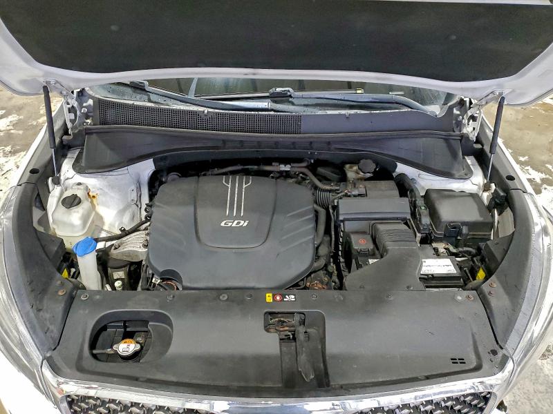 Фото 12 - KIA SORENTO