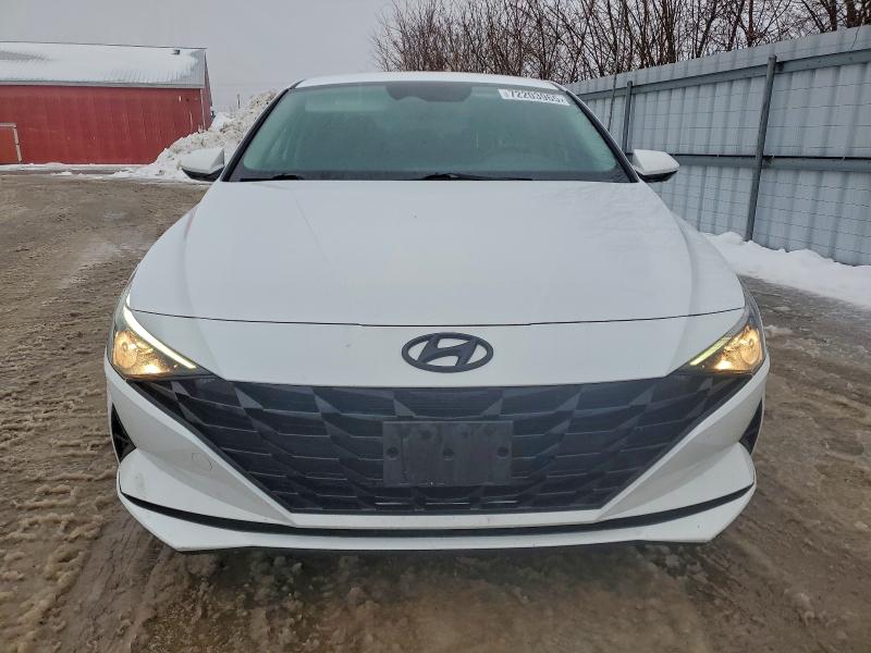 Фото 5 - HYUNDAI ELANTRA