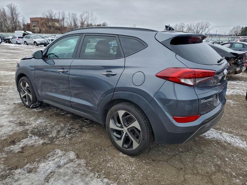 Фото 2 - HYUNDAI TUCSON