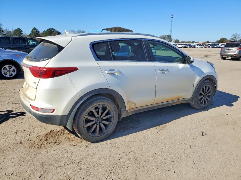 Фото 3 - KIA SPORTAGE