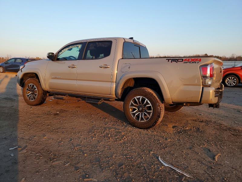 Фото 2 - TOYOTA TACOMA
