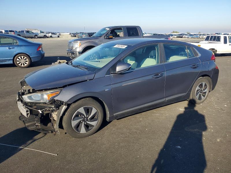 Фото 1 - HYUNDAI IONIQ