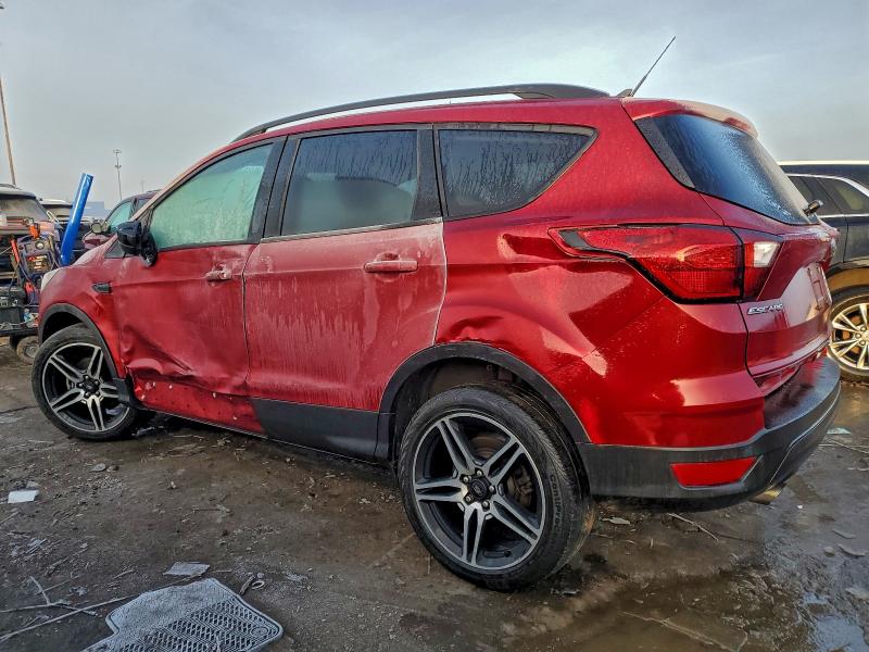 Фото 2 - FORD ESCAPE