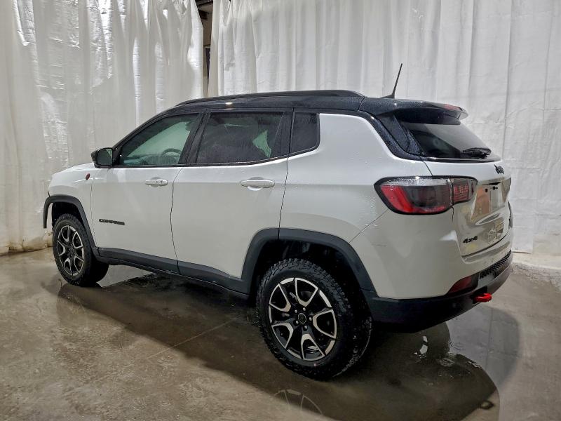 Фото 2 - JEEP COMPASS