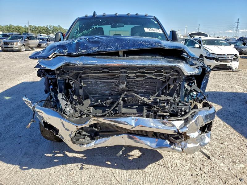 Фото 5 - RAM 3500