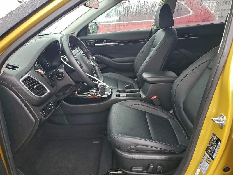 Фото 7 - KIA SELTOS