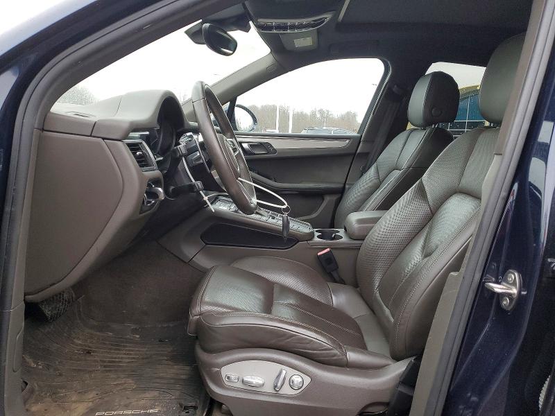 Фото 7 - PORSCHE MACAN