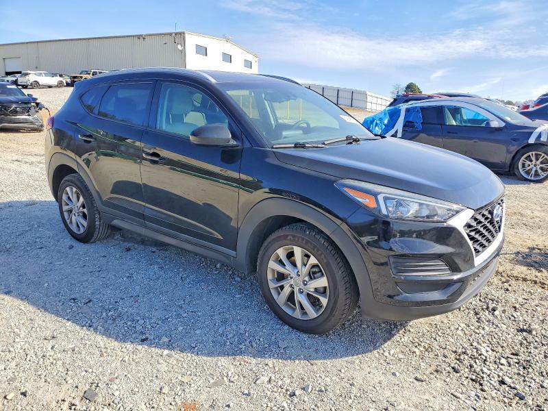 Фото 4 - HYUNDAI TUCSON