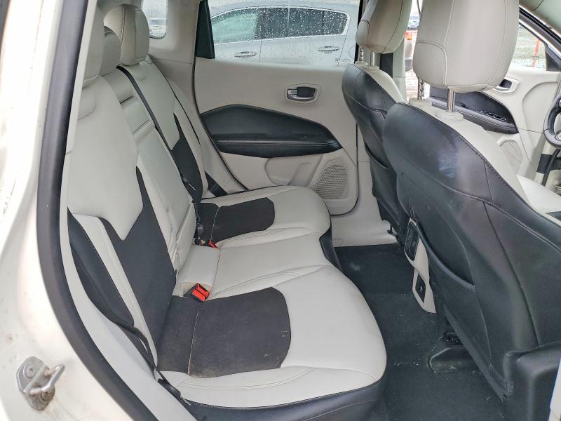 Фото 10 - JEEP COMPASS