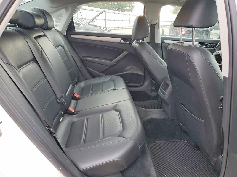 Фото 10 - VOLKSWAGEN PASSAT