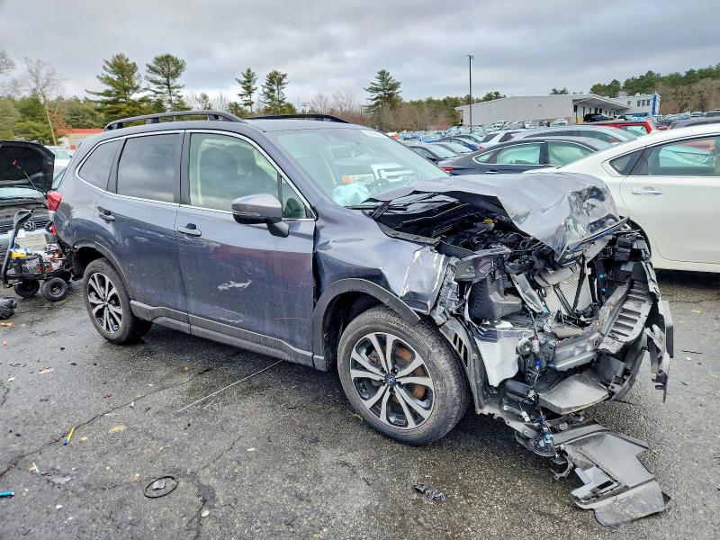 Фото 4 - SUBARU FORESTER