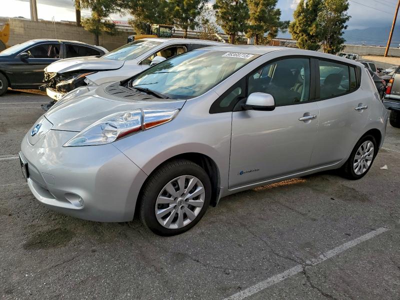 Фото 1 - NISSAN LEAF