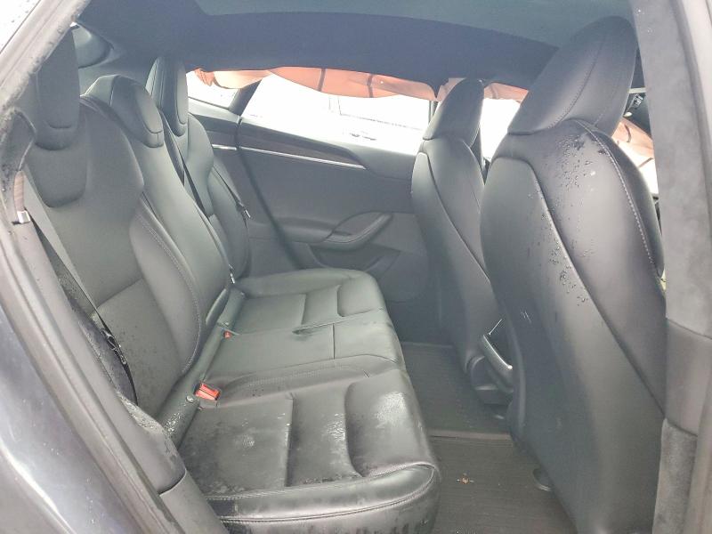 Фото 10 - TESLA MODEL S