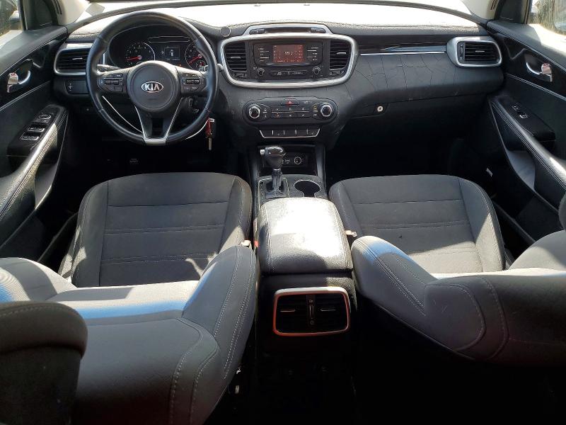 Фото 8 - KIA SORENTO