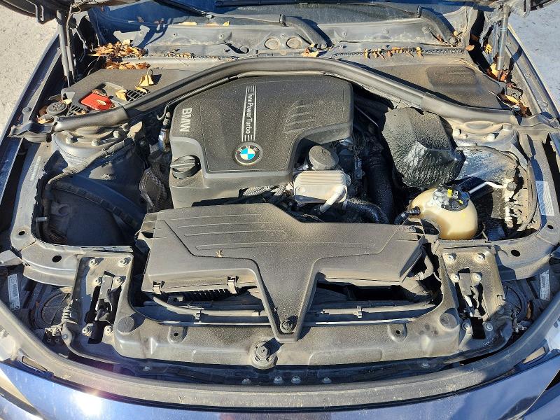 Фото 11 - BMW 3 SERIES