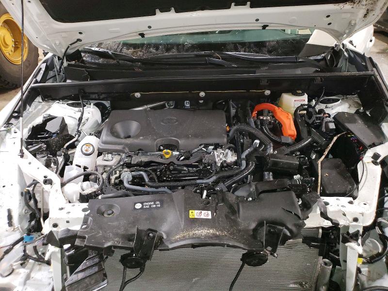 Фото 12 - TOYOTA RAV4