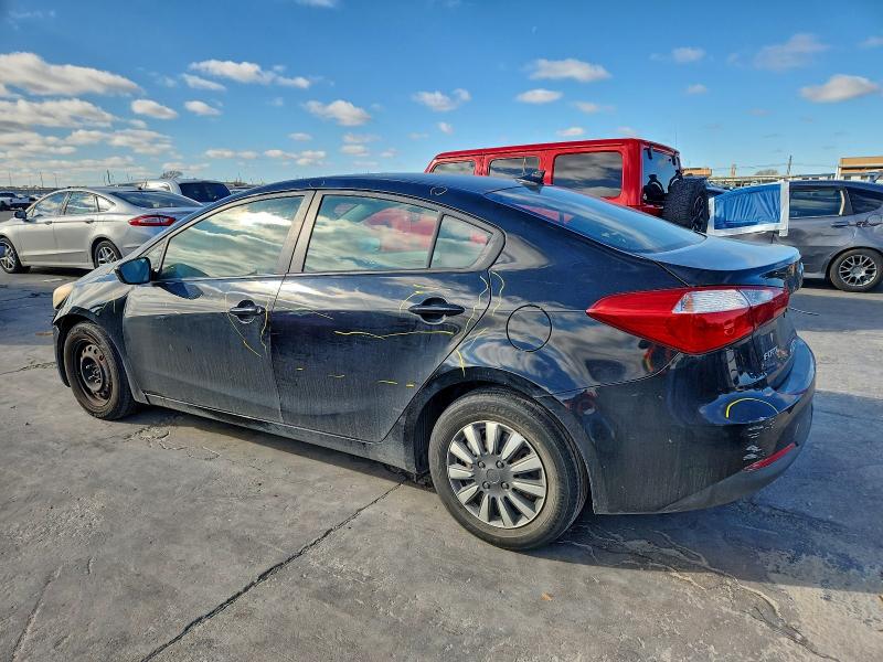 Фото 2 - KIA FORTE