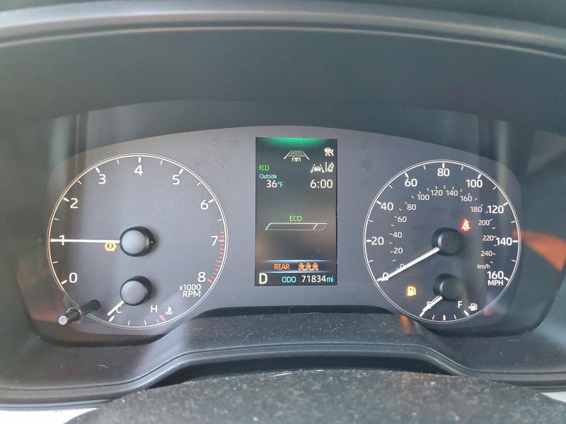 Фото 9 - TOYOTA COROLLA