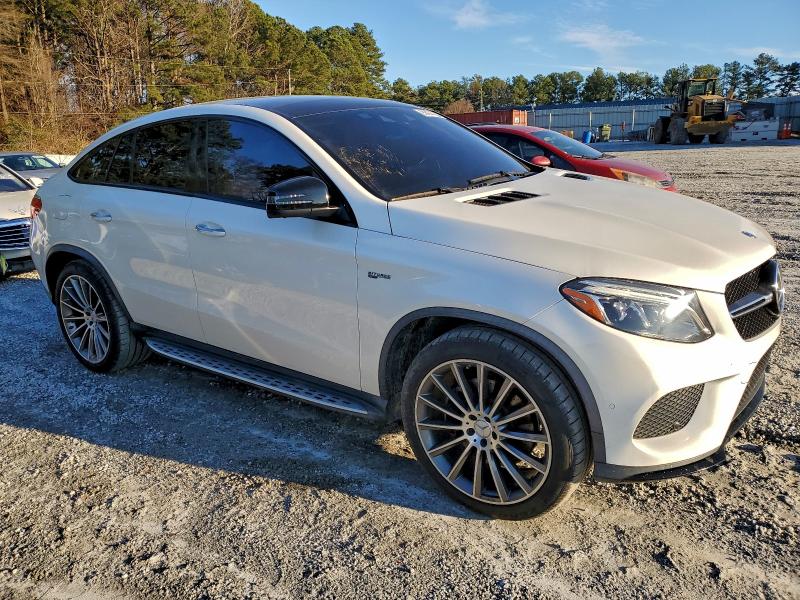 Фото 4 - MERCEDES-BENZ GLE-CLASS