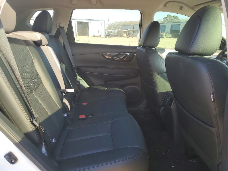 Фото 11 - NISSAN ROGUE