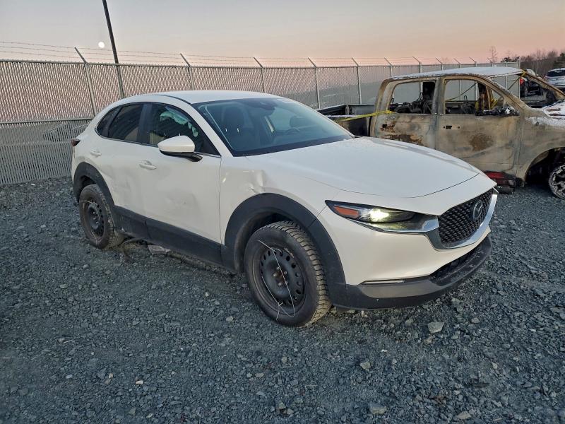 Фото 4 - MAZDA CX30