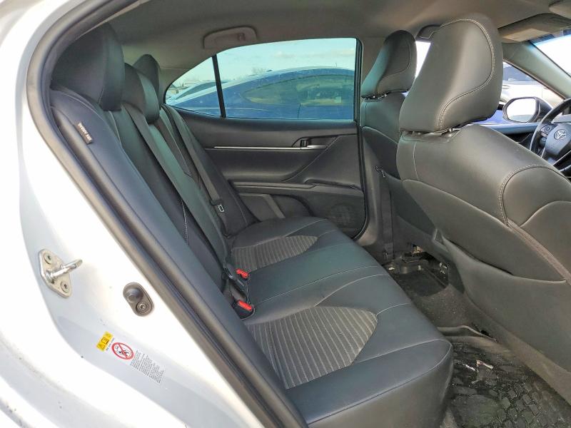 Фото 10 - TOYOTA CAMRY