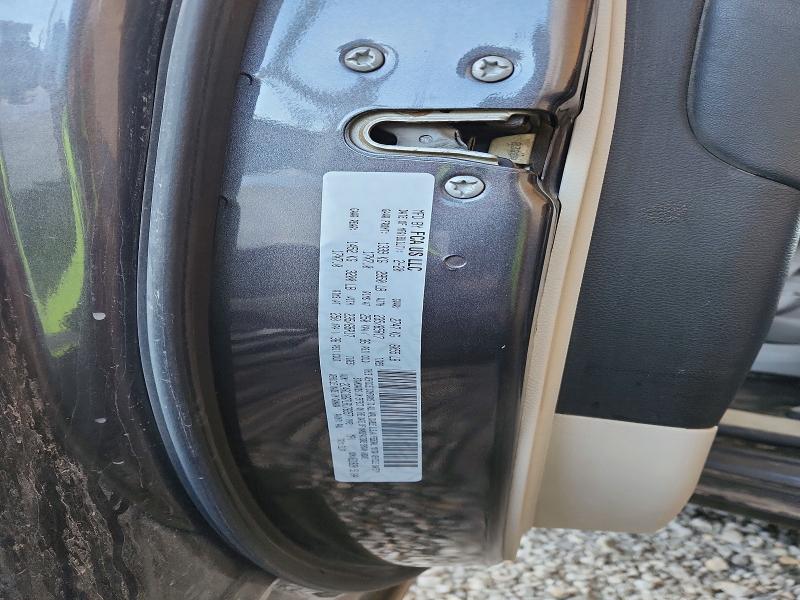 Фото 13 - CHRYSLER PACIFICA