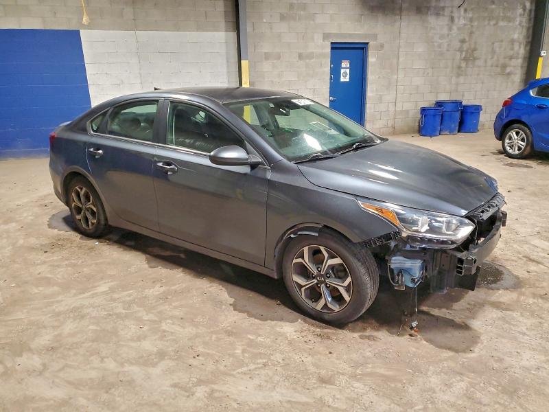 Фото 4 - KIA FORTE