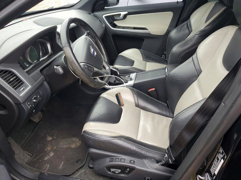 Фото 7 - VOLVO XC60