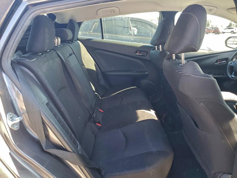 Фото 10 - TOYOTA PRIUS