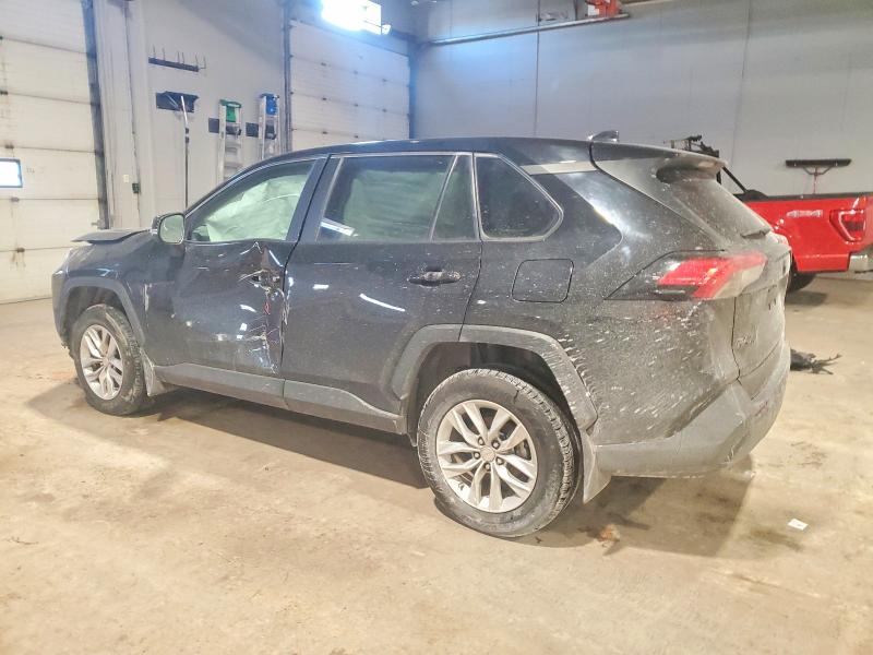 Фото 2 - TOYOTA RAV4