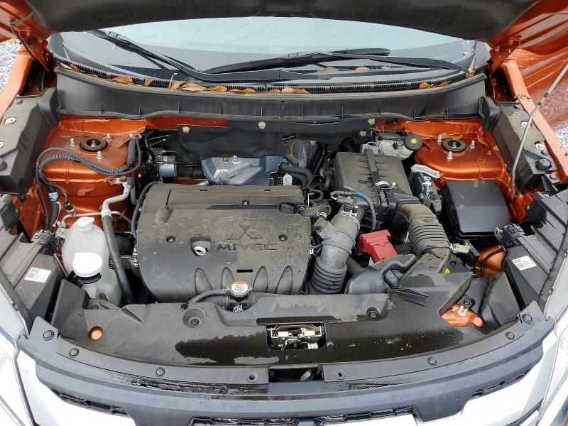 Фото 12 - MITSUBISHI OUTLANDER