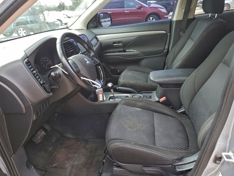Фото 7 - MITSUBISHI OUTLANDER