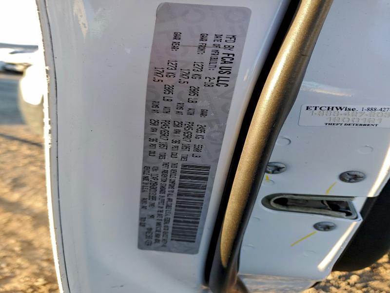 Фото 12 - JEEP CHEROKEE