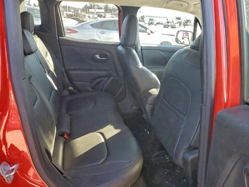 Фото 10 - JEEP RENEGADE