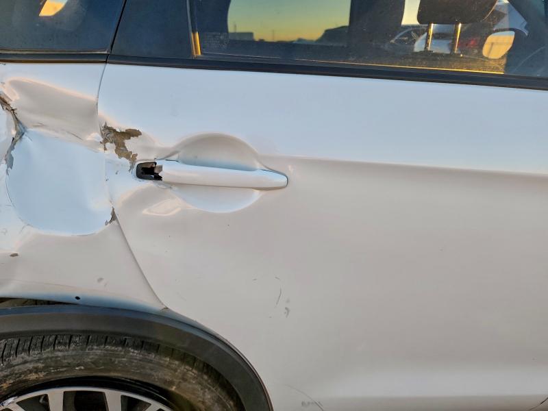 Фото 11 - MITSUBISHI OUTLANDER