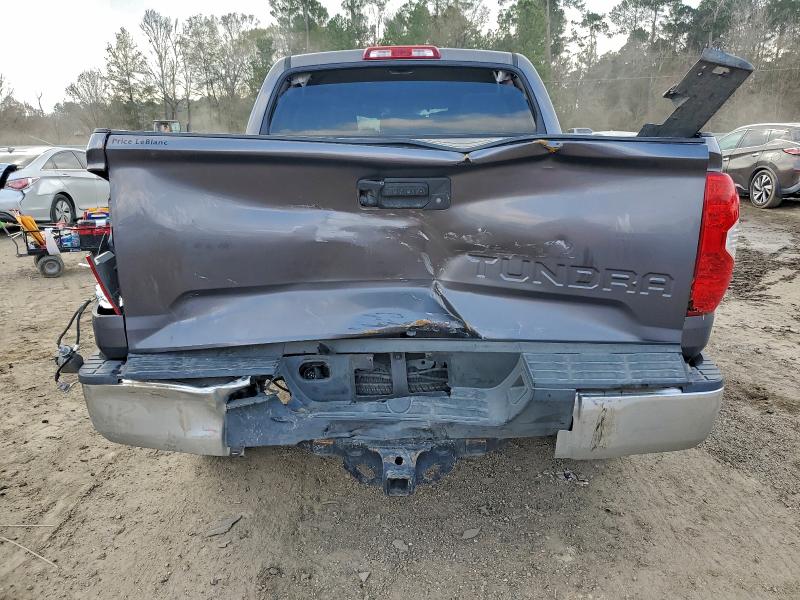 Фото 6 - TOYOTA TUNDRA