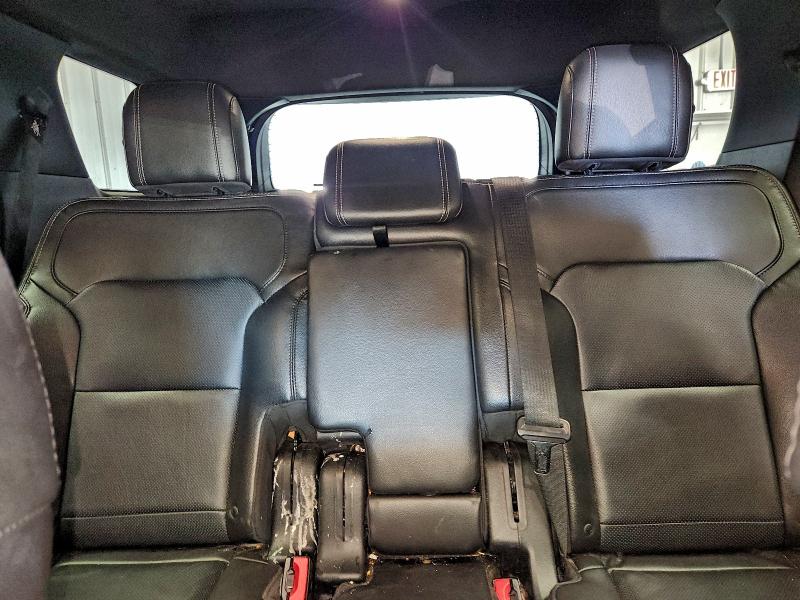 Фото 10 - FORD EXPLORER