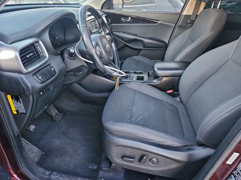 Фото 7 - KIA SORENTO