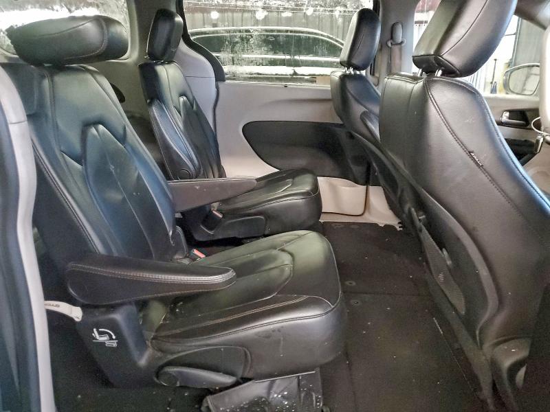 Фото 11 - CHRYSLER PACIFICA