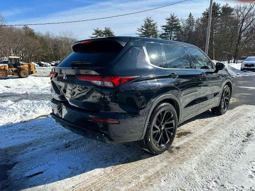 Фото 3 - MITSUBISHI OUTLANDER