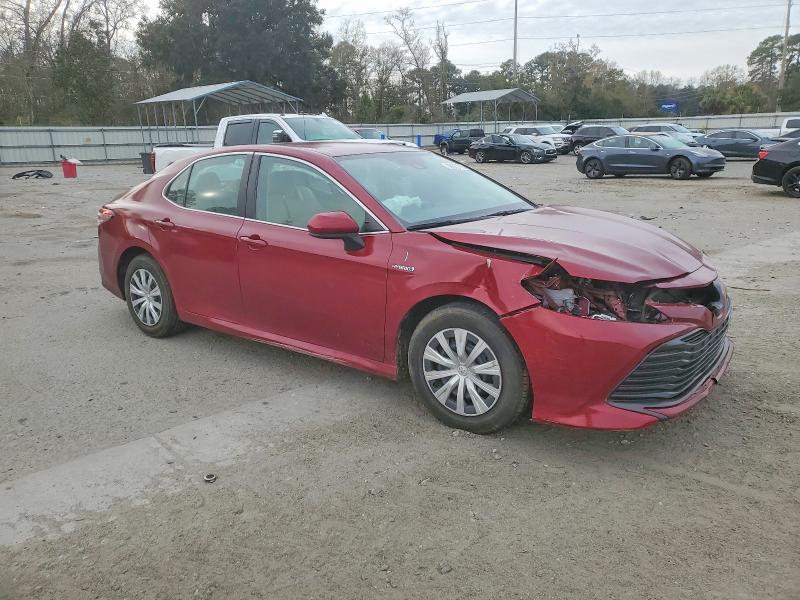 Фото 4 - TOYOTA CAMRY