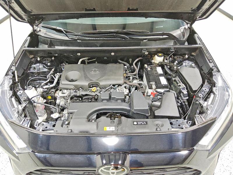 Фото 12 - TOYOTA RAV4