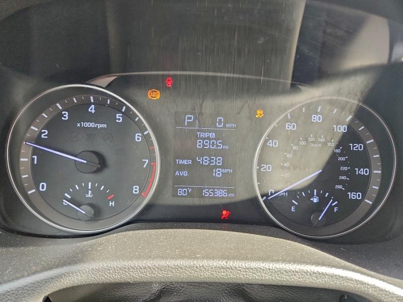 Фото 9 - HYUNDAI ELANTRA